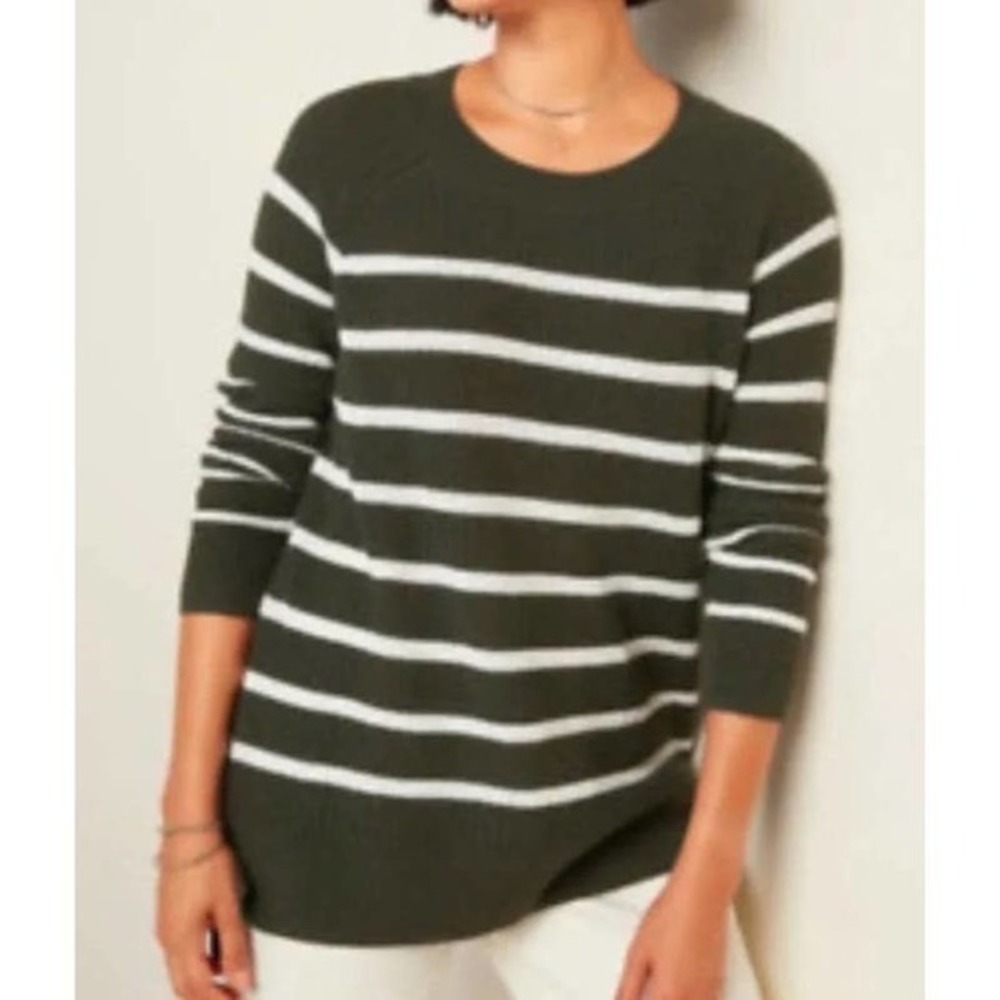 Old Navy Women's Size XL Olive Green & White Striped Pullover Hi-Lo Sweater